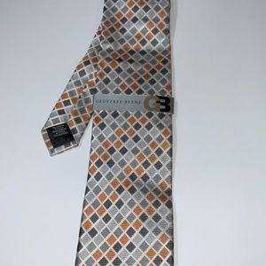 Geoffrey Bean Tie.